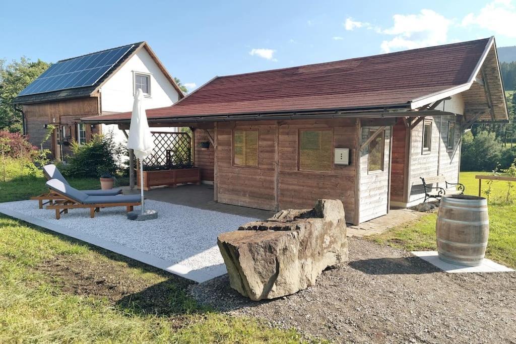 Ferienhaeuschen In Mariahof Apartment Exterior photo